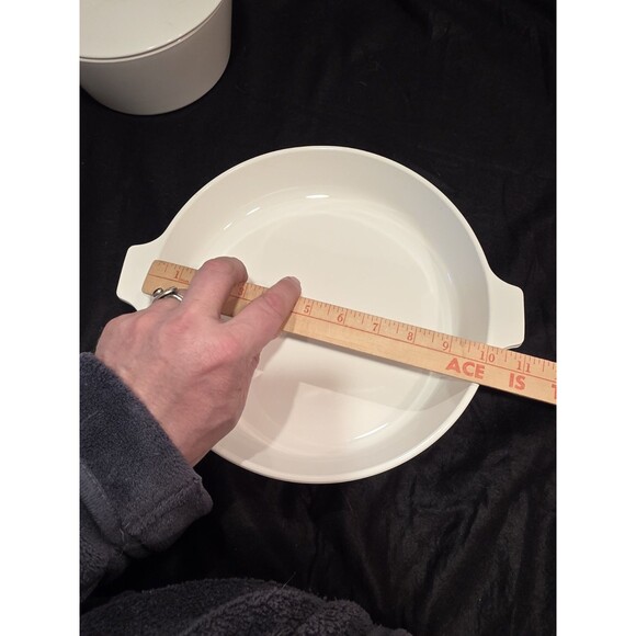 Corning Ware vintage B-1 3/4 QT And B-10-B 10" Skillet With Lids - Picture 11 of 16